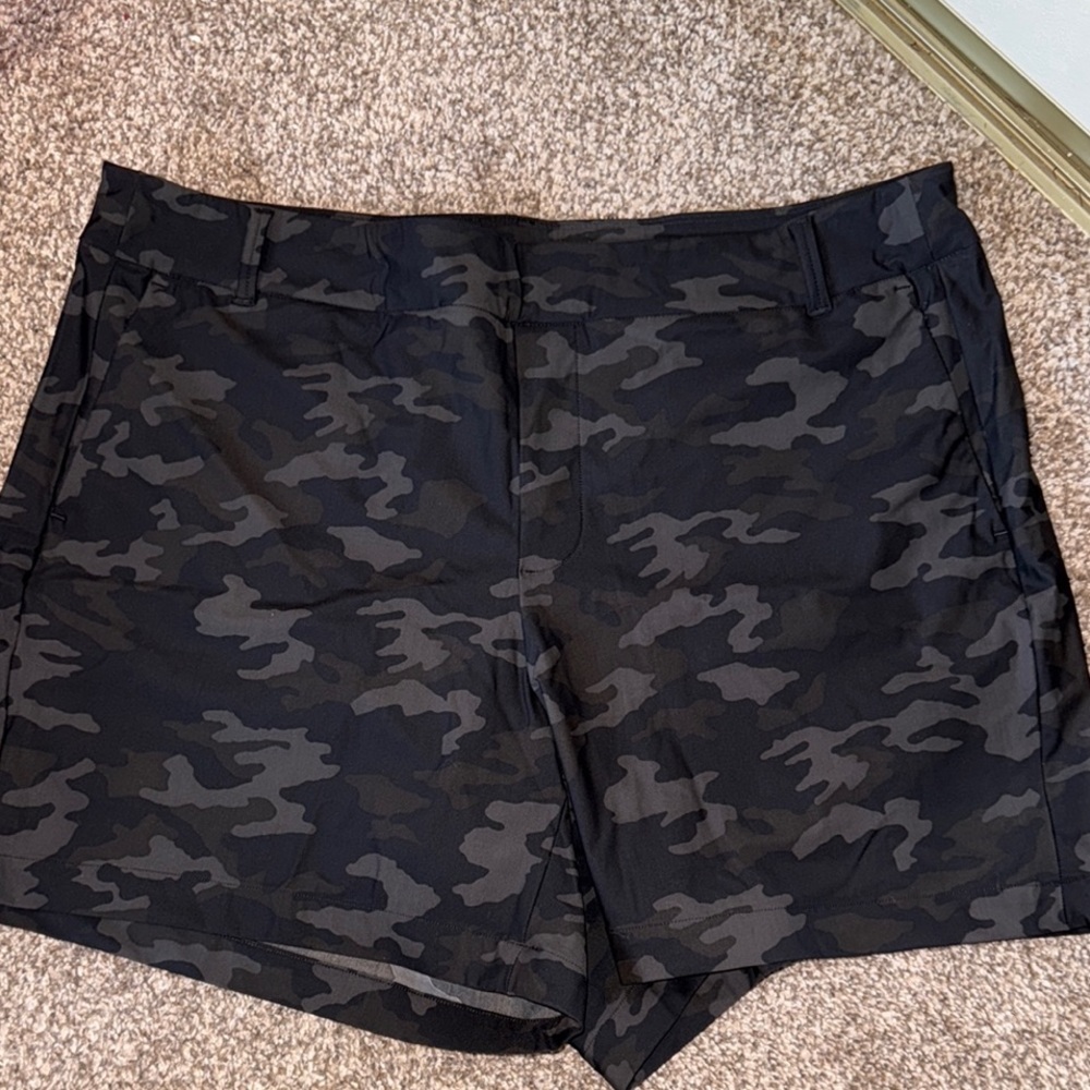 SPANX Black Camo Athletic Shorts